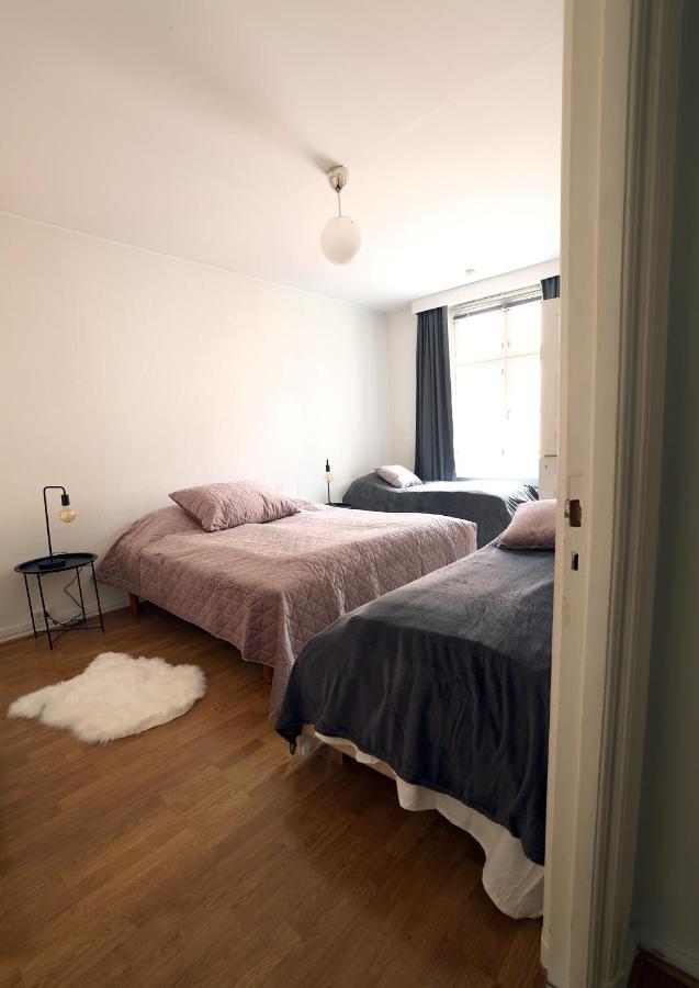 2ndhomes Cozy And Quiet 2br By The Esplanade Park Leilighet Helsingfors